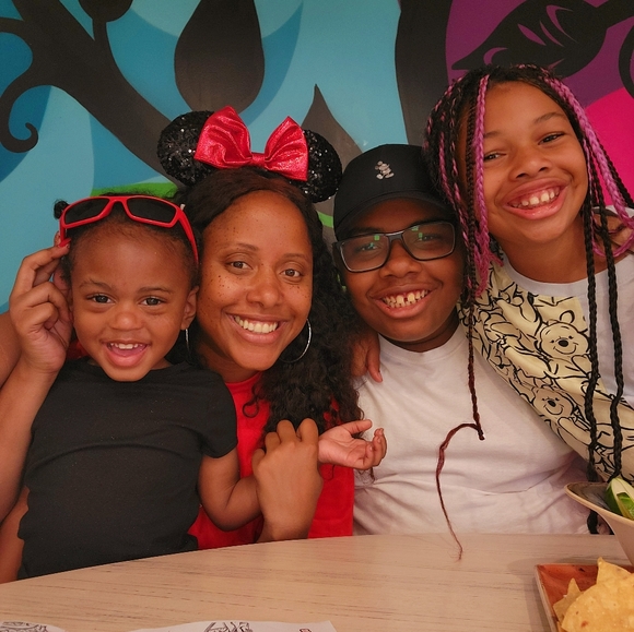 Meet your seller! - Picture 8 of 8